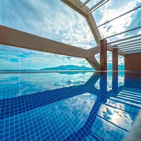 The Aurora Subic Hotel Managed By Hii اولونجابو المظهر الخارجي الصورة