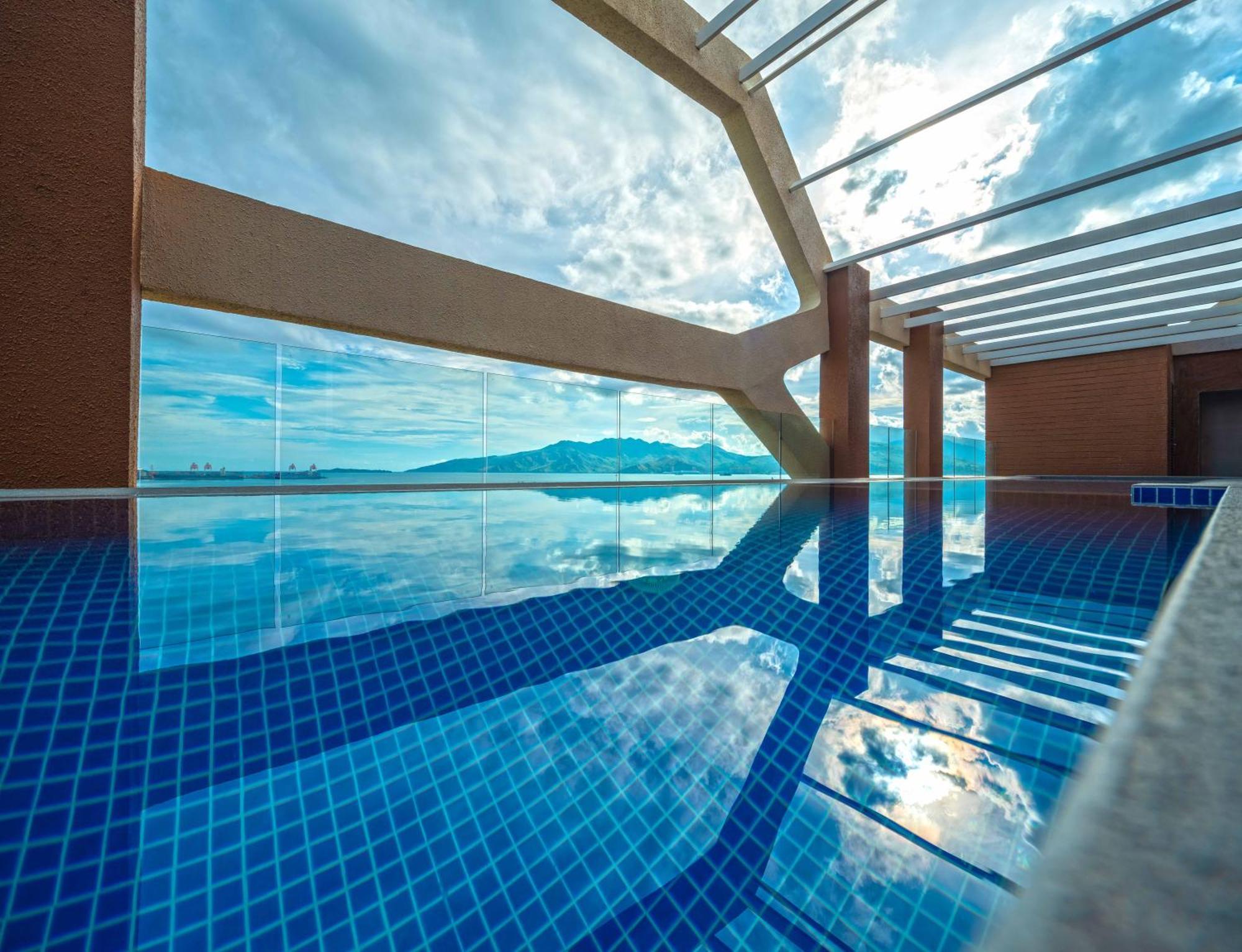 The Aurora Subic Hotel Managed By Hii اولونجابو المظهر الخارجي الصورة