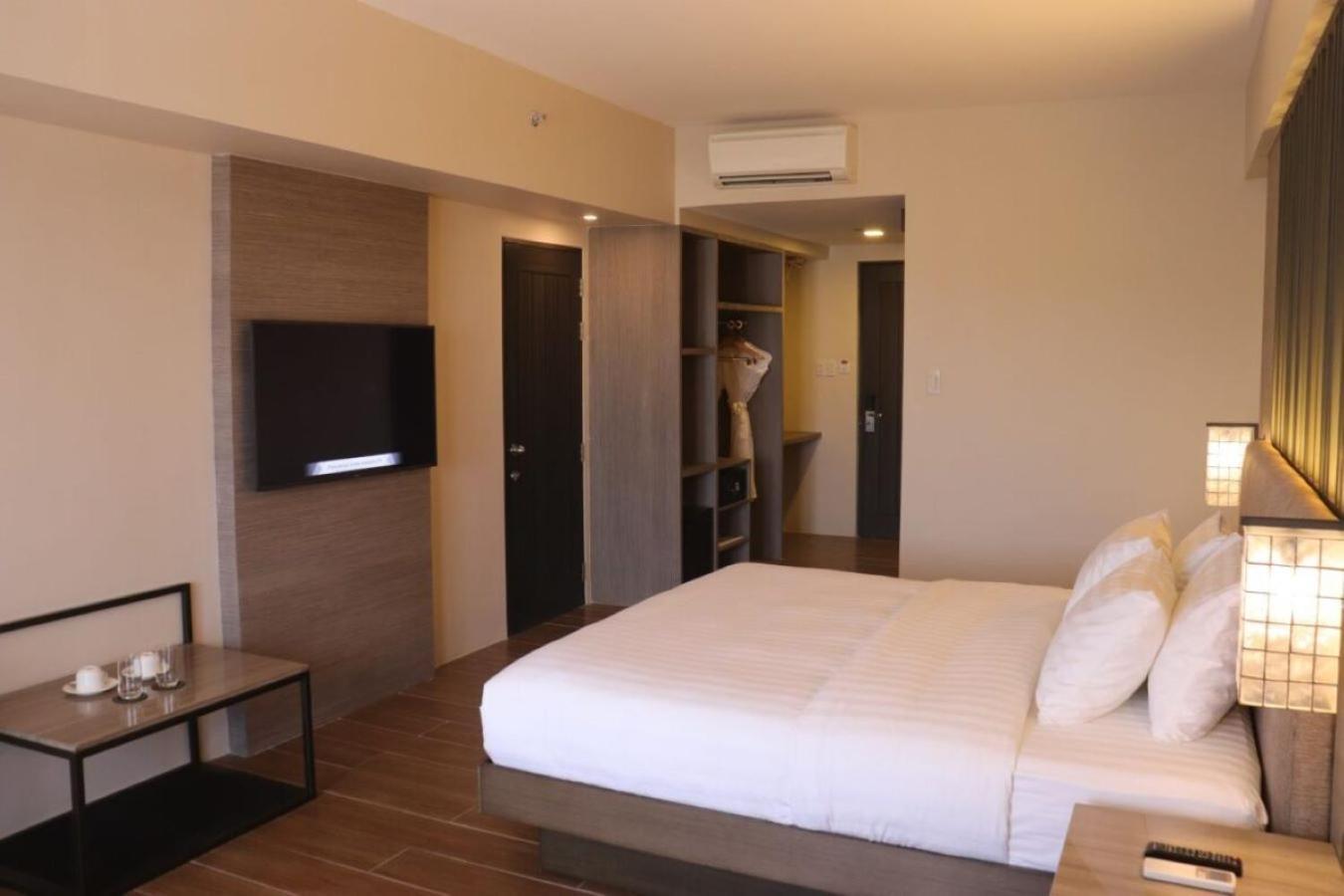 The Aurora Subic Hotel Managed By Hii اولونجابو المظهر الخارجي الصورة